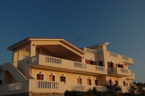 Dimitris Apartments Επιπλωμένα Διαμερίσματα